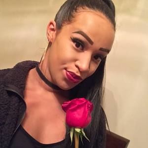 Meet your Posher, Abela